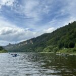 Entspanntes Paddeln durch die spektakuläre Felsenlandschaft des Elbsandsteingebirges