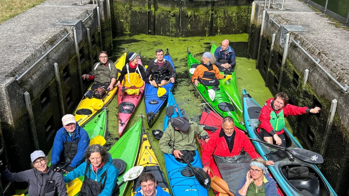 Herbstausfahrt 2024: Neues Vereinsboot „Posta“ erlebt seine Taufe im Unteren Spreewald