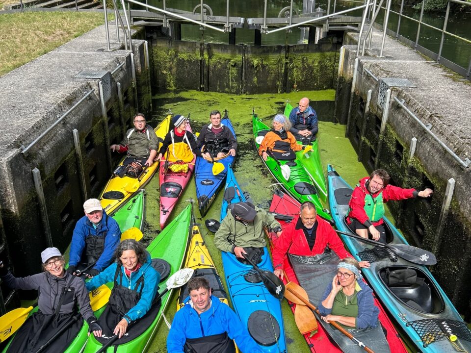 Herbstausfahrt 2024: Neues Vereinsboot „Posta“ erlebt seine Taufe im Unteren Spreewald